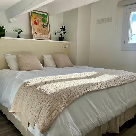 Nid Du Port * Grimaud